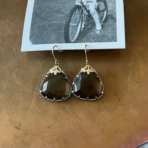 NWT Anthropologie Antique style Glass Smoky Quartz color drop earrings gold tone